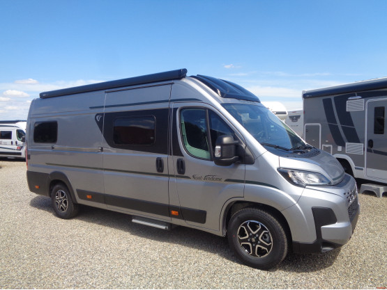 Kastenwagen Font Vendome Leader Van